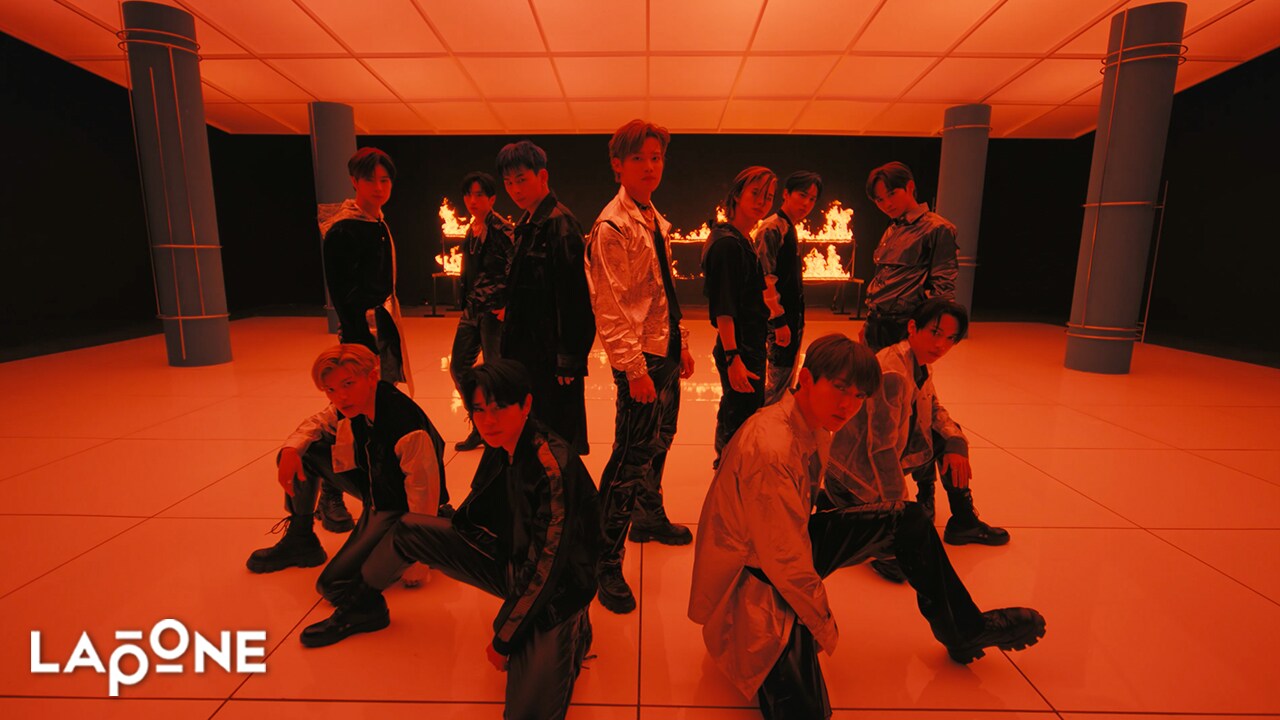 INI「SPECTRA」Performance Videoより。