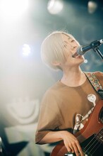 藤田（B / ネクライトーキー）（撮影：垂水佳菜）