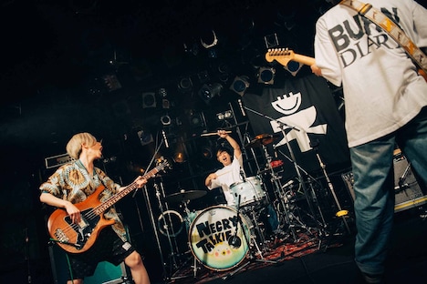 ネクライトーキー（撮影：垂水佳菜）