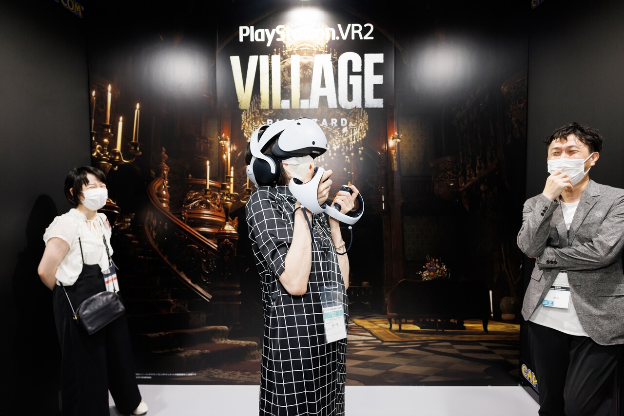 カラスに驚くのっちさん。