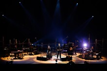 ハンバート ハンバート「私たちはしぶとく歌う」ファイナル公演の様子。（撮影：後藤渉）