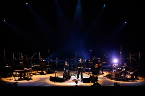 ハンバート ハンバート「私たちはしぶとく歌う」ファイナル公演の様子。（撮影：後藤渉）