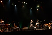 ハンバート ハンバート「私たちはしぶとく歌う」ファイナル公演の様子。（撮影：後藤渉）