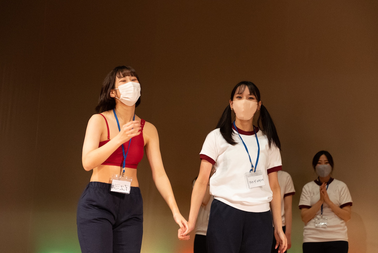 相撲の様子。
