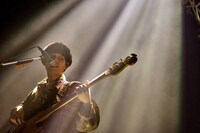 秋澤和貴（B / Saucy Dog）（撮影：白石達也）