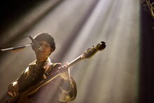 秋澤和貴（B / Saucy Dog）（撮影：白石達也）