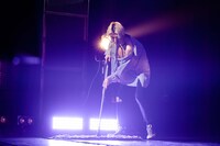 岡本伸明（Syn, Cowbell, Shriek, Cho / the telephones）（撮影：曽我美芽）