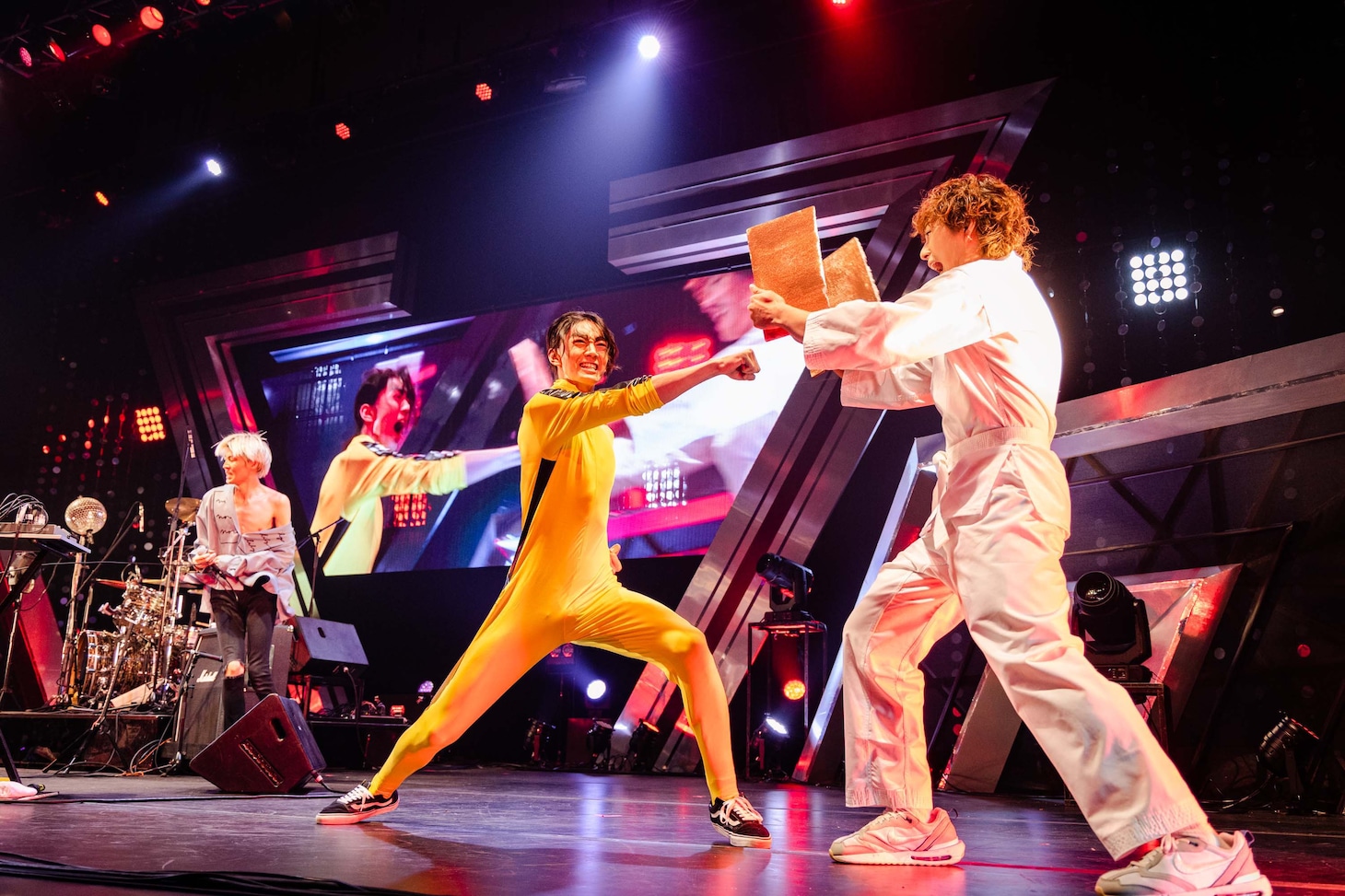 「7ORDER × ナタリー Happy Jack！ DAY 1」の「Whoa cha」の様子。（撮影：曽我美芽）