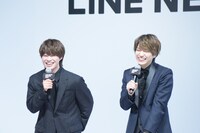 左から大橋和也、西畑大吾。