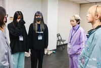 島田マネージャーと豆柴の大群。