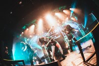 #2i2（撮影：真島洸）