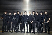 INI (c)LAPONE ENTERTAINMENT