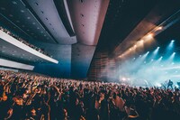 Vaundyのライブの様子。（撮影：西槇太一）