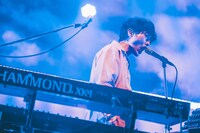 金澤ダイスケ（Key / フジファブリック）（撮影：西槇太一）