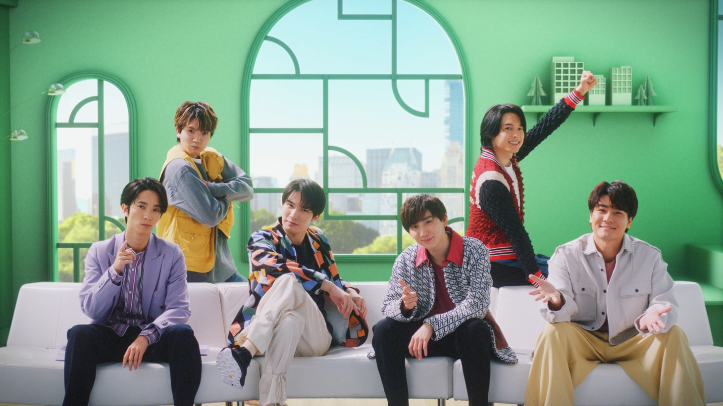 SixTONESが出演する「エイブル」新テレビCMのメインカット。