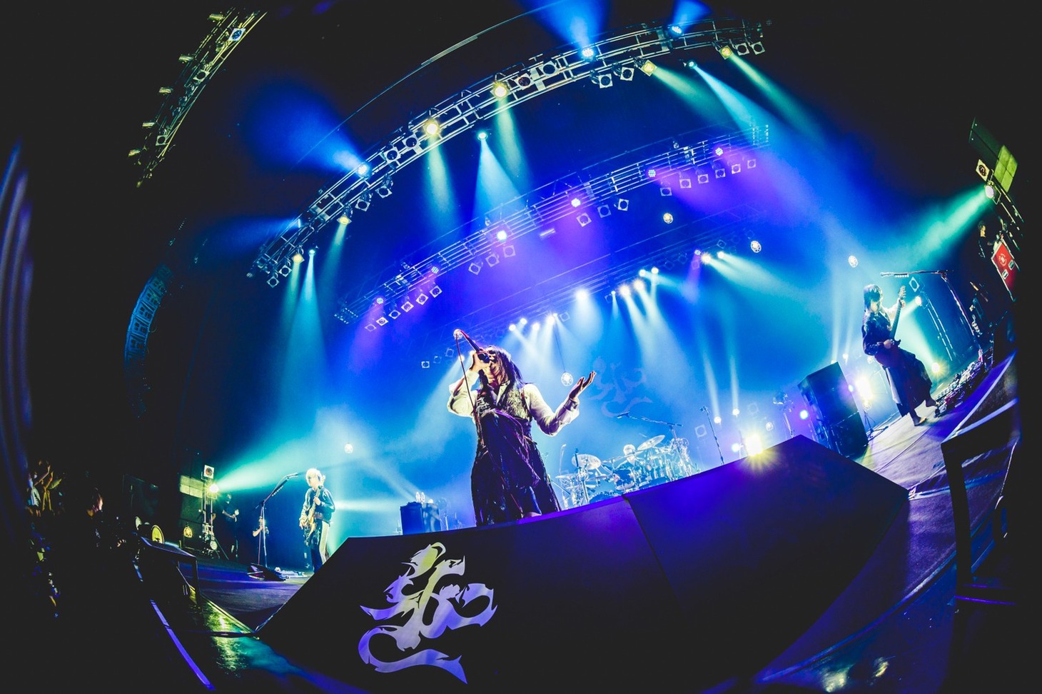 「MUCC 25th Anniversary TOUR『Timeless』～是空・朽木の灯～」KT Zepp Yokohama公演の様子。（撮影：マツモトユウ）
