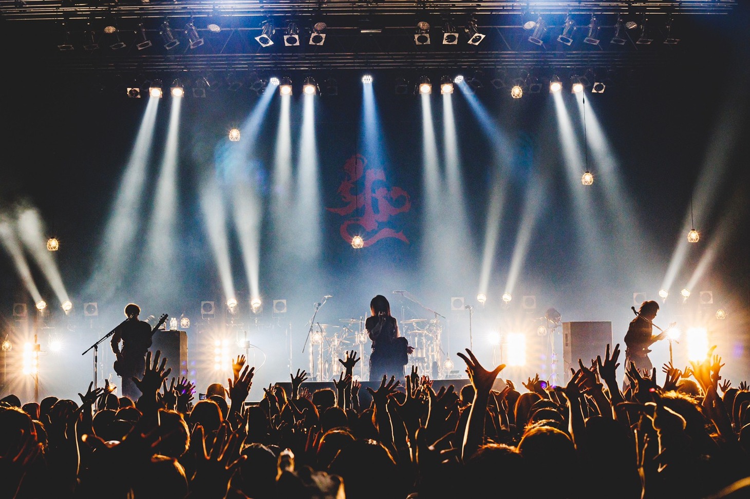 「MUCC 25th Anniversary TOUR『Timeless』～是空・朽木の灯～」KT Zepp Yokohama公演の様子。（撮影：マツモトユウ）