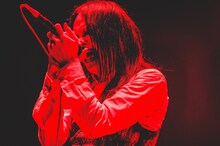 逹瑯（Vo）（撮影：マツモトユウ）