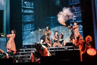 柏木ひなたによる最後のほうきギターソロ。