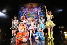 でんぱ組.inc「スペシャルワンマンライブ『でんぱぁかしっくれこーど』」の様子。（撮影：チェリーマン）