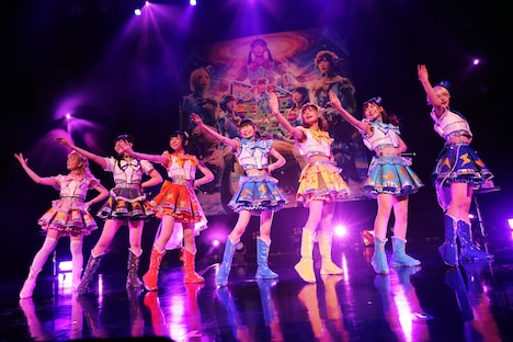 でんぱ組.inc「スペシャルワンマンライブ『でんぱぁかしっくれこーど』」の様子。（撮影：チェリーマン）