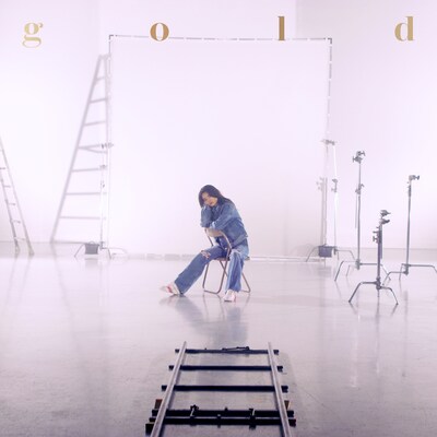 由薫「gold」配信ジャケット