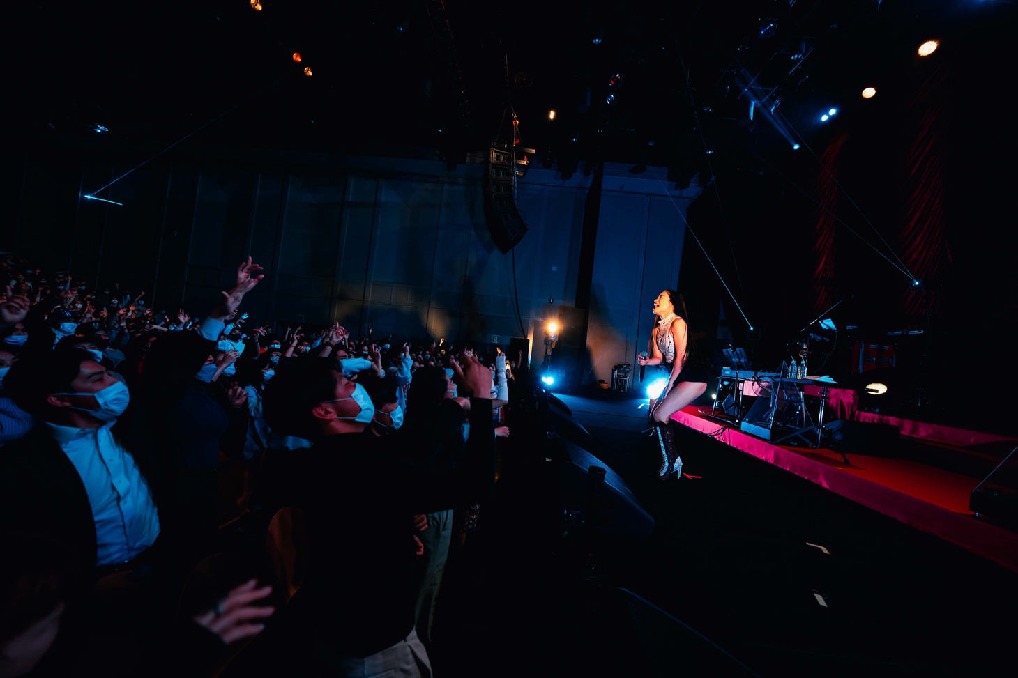 「L'ULTIMO BACIO Anno 22 Awich Birthday Premium Live 2022」の様子。（撮影：YUKIKAZE）