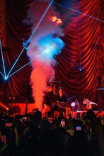 「L'ULTIMO BACIO Anno 22 Awich Birthday Premium Live 2022」の様子。（撮影：YUKIKAZE）