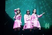 左から桜木心菜、小久保柚乃、風見和香。