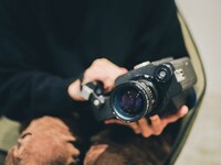 16mmフィルムカメラ。このカメラでは三浦透子「風になれ」、YeYe「どれも美しい」、Chilli Beans.「Vacance」のMVを撮影。