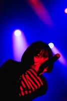 Moto（Vo）（Photo by Momo Angela）