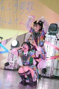 蛭田愛梨（上）と岡田彩夢（下）。