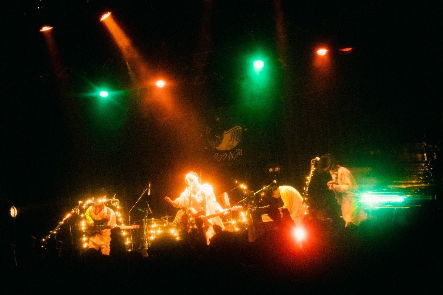 「夜景大捜査“夢を叶えるワンマンツアー”」ファイナルの様子。（Photo by Ryohey）