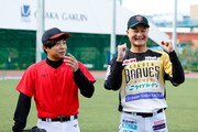 左から前田裕太（ティモンディ）、高岸宏行（ティモンディ）。 (c)カンテレ