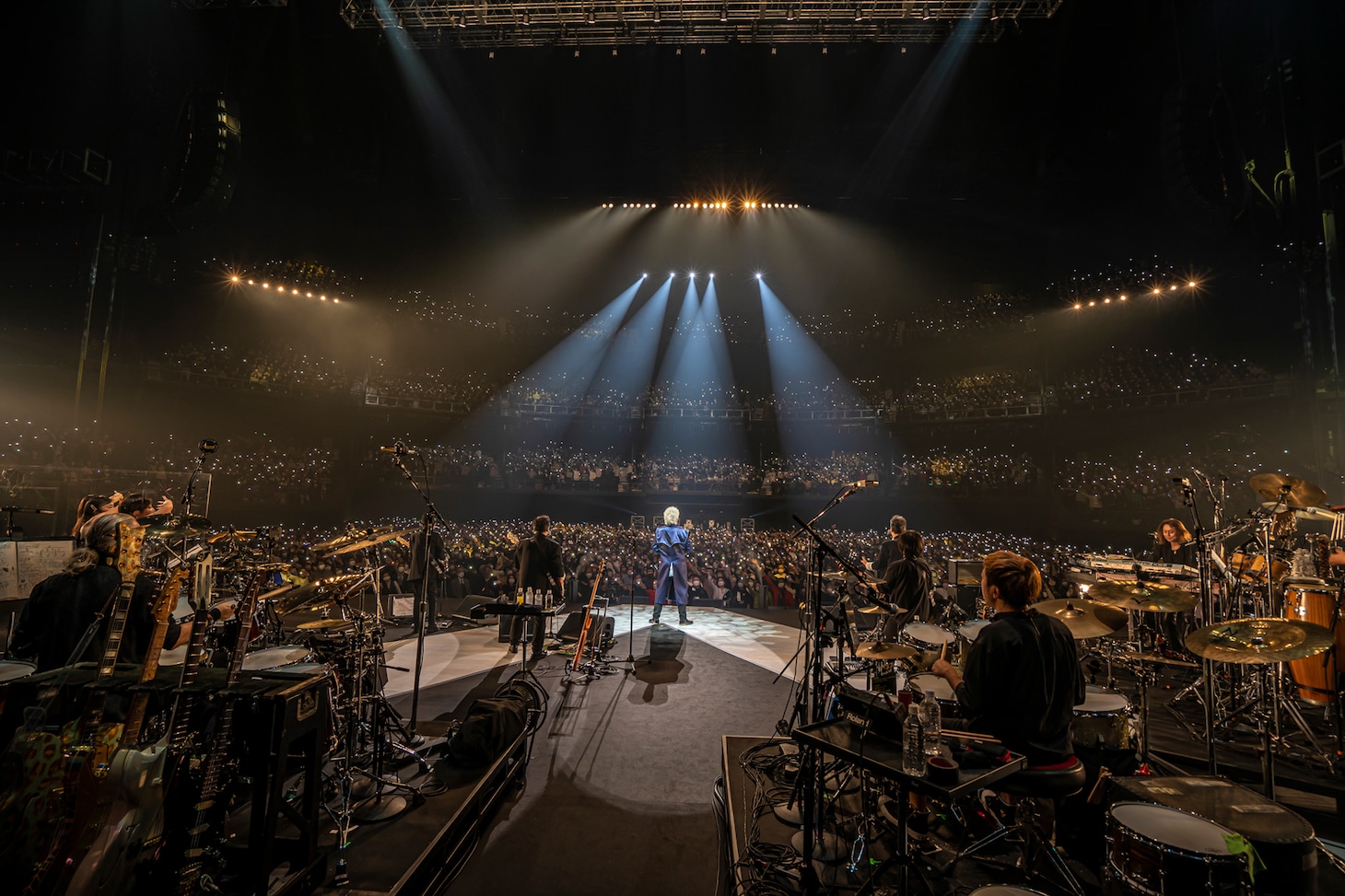 「SONGS スペシャル 安全地帯＆玉置浩二 ～ふるさとのメロディー～」より。（写真提供：NHK）