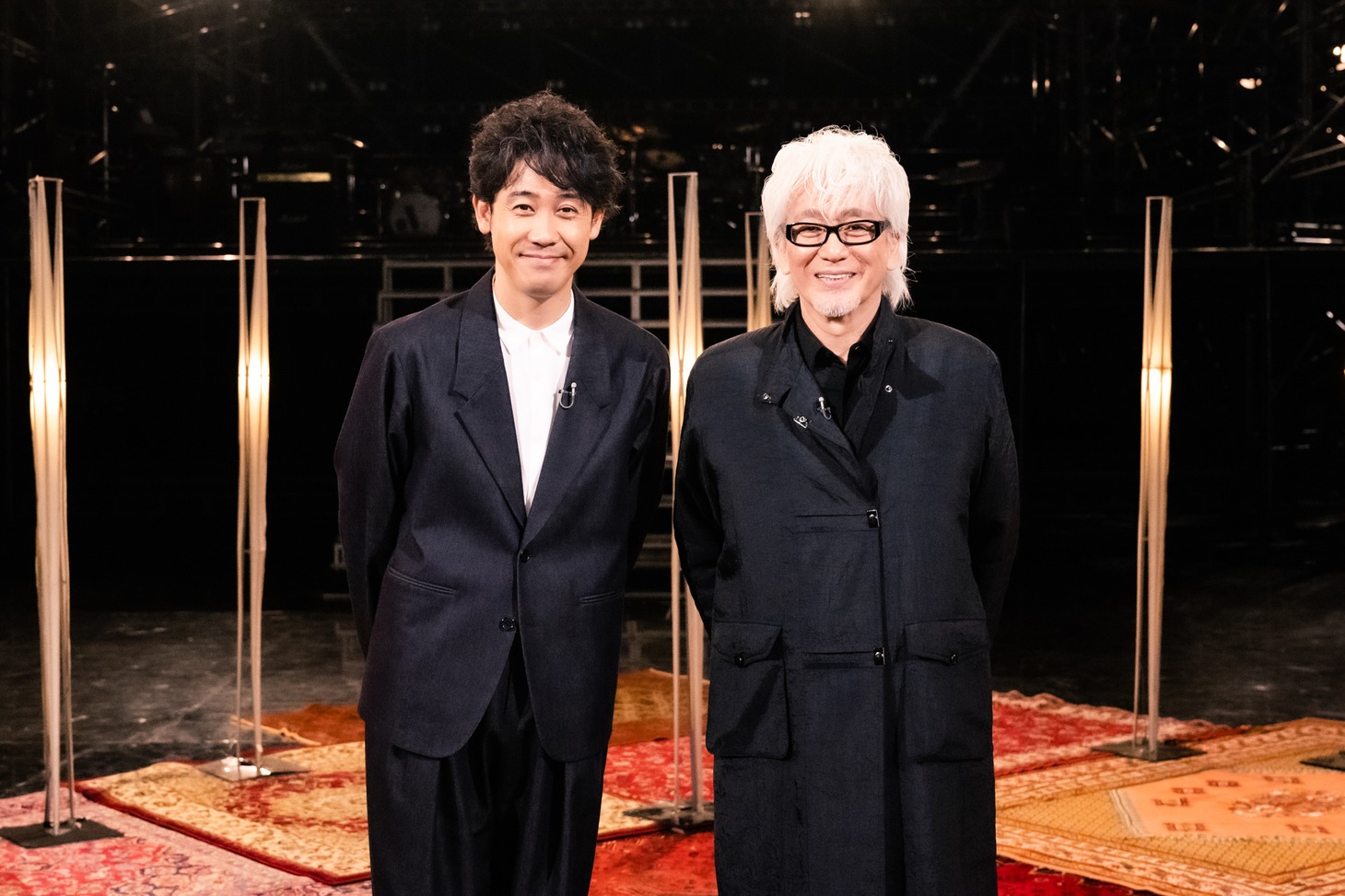 左から大泉洋、玉置浩二。（写真提供：NHK）