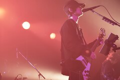 ART-SCHOOL、レア曲連発でファン喜ばせたワンマンライブ「Without You I'm Nothing」