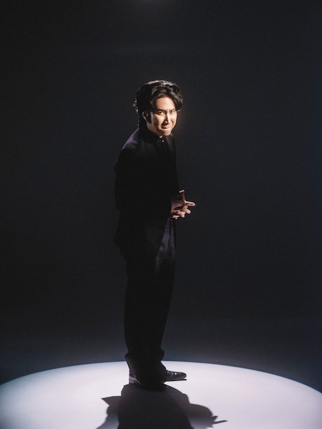 はっとり（Vo, G）のソロ企画より。