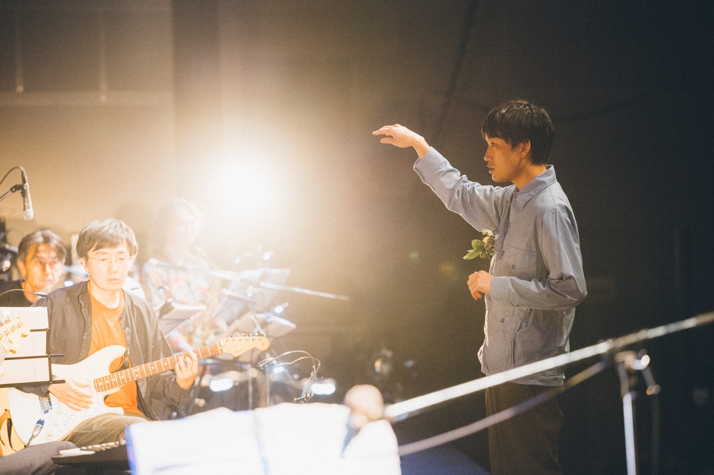蓮沼執太フィル「消憶｜きおく｜Vanish, Memoria」の様子。（撮影：後藤武浩）