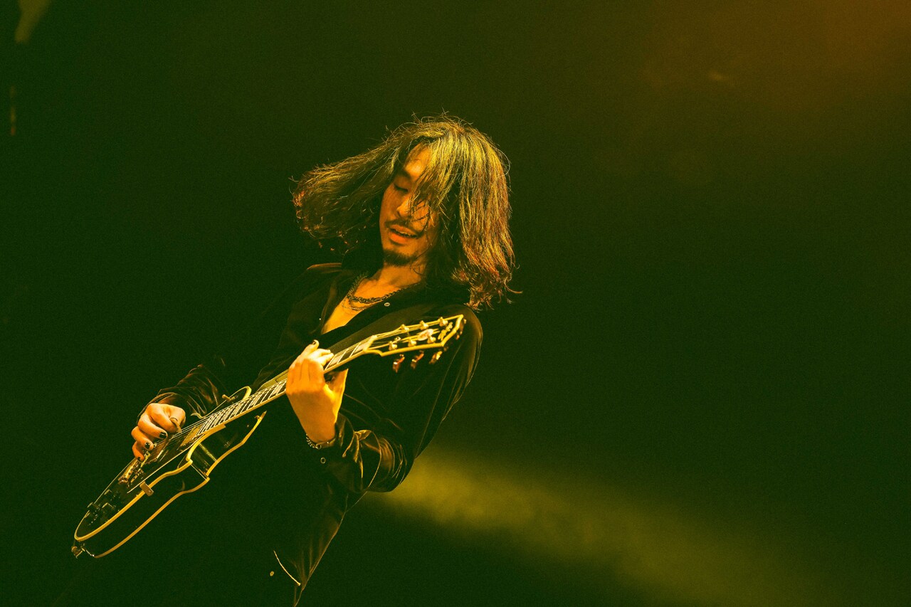 ケンゴマツモト（G / THE NOVEMBERS）（Photo by 森好弘） [画像