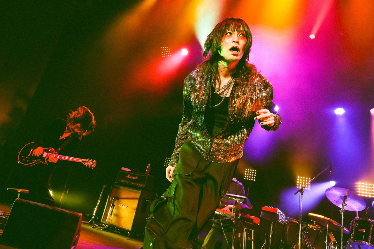 志磨遼平（Vo）（Photo by 森好弘）