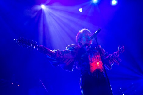 中納良恵（Vo）（撮影：仁礼博）