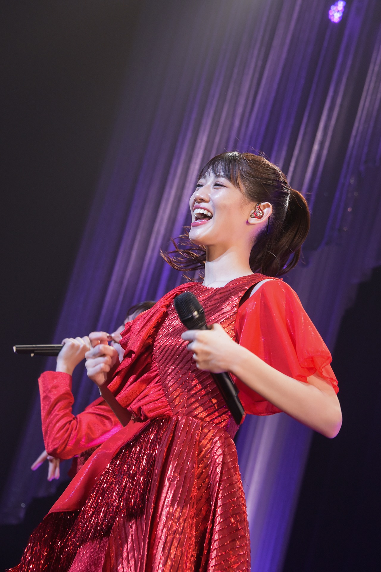 秋本帆華