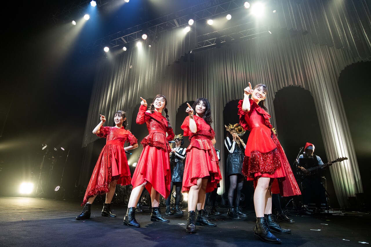 TEAM SHACHI、クリスマスイブにタフ民へ届けた愛と感謝