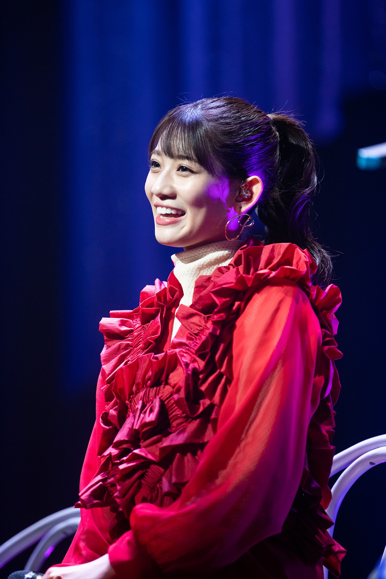 秋本帆華