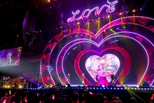 ももいろクローバーZ「ももいろクリスマス2022 LOVE」の様子。