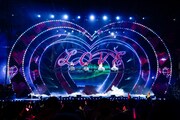ももいろクローバーZ「ももいろクリスマス2022 LOVE」の様子。
