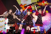 ももいろクローバーZ「ももいろクリスマス2022 LOVE」の様子。