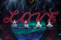 ももいろクローバーZ「ももいろクリスマス2022 LOVE」の様子。