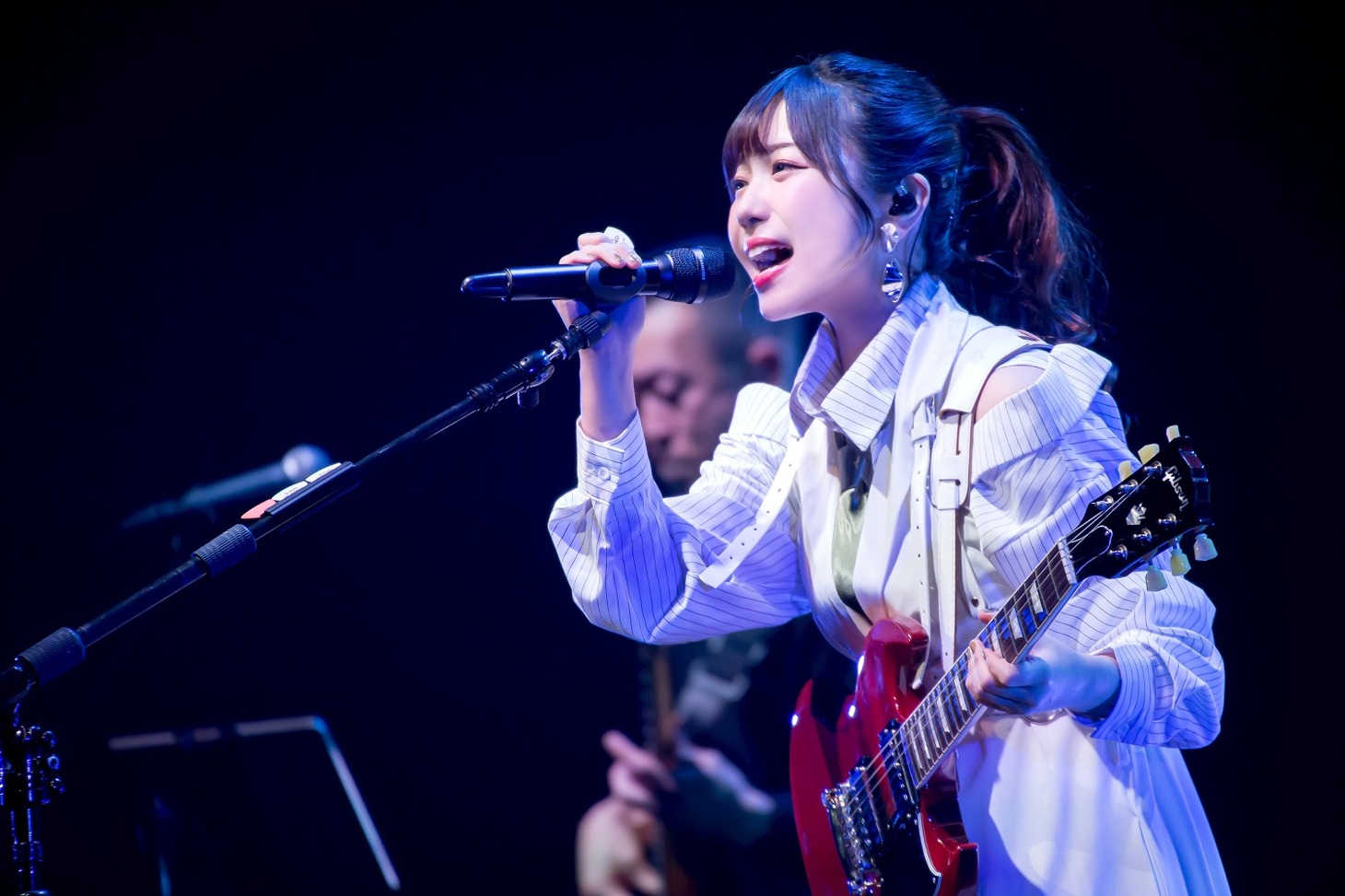 「愛美 LIVE TOUR 2022 "AIMI SOUND"」の様子。（Photo by Takashi Konuma）